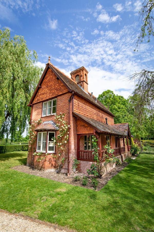 The Five Arrows Hotel Waddesdon Exterior foto