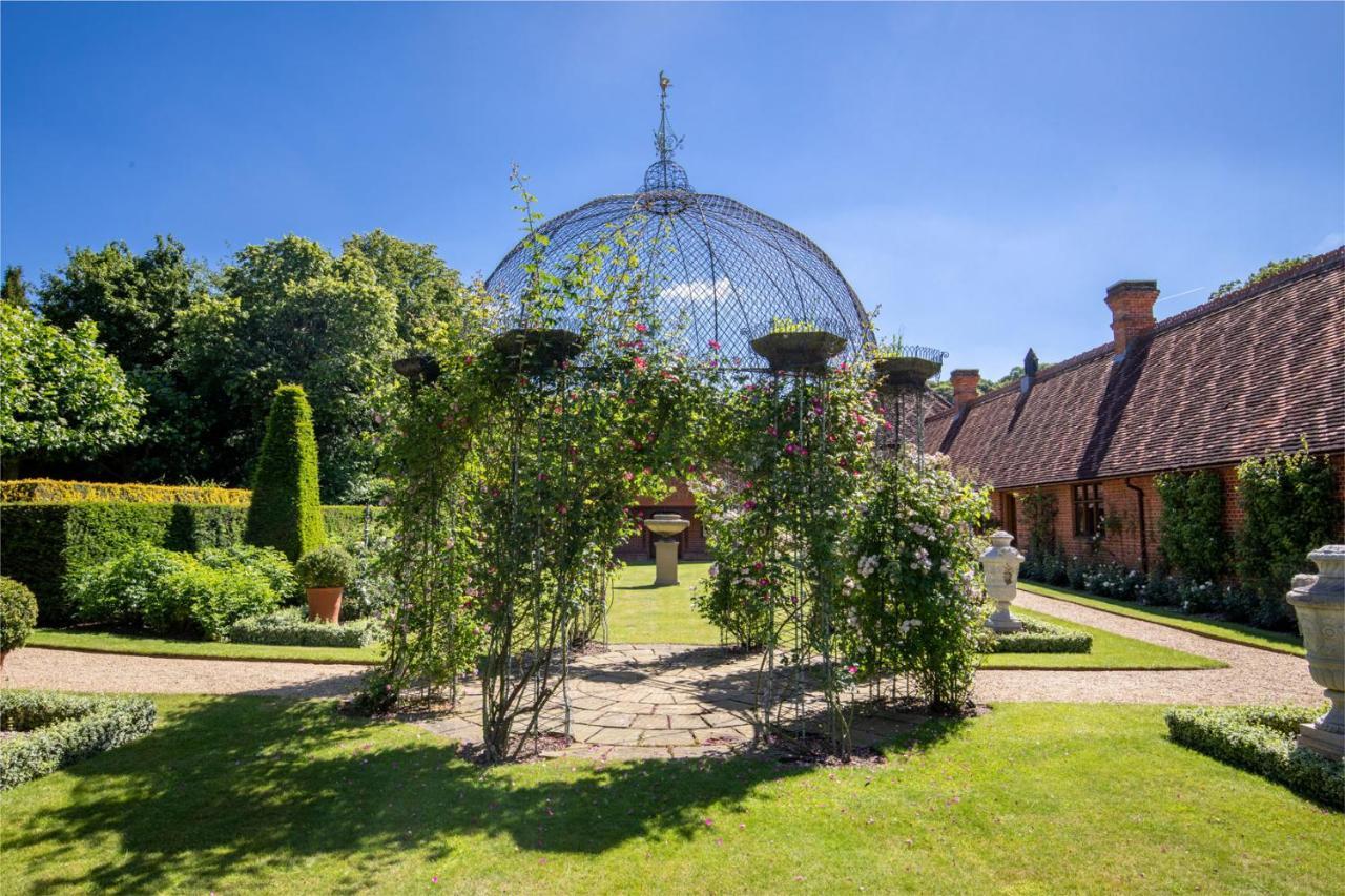 The Five Arrows Hotel Waddesdon Exterior foto